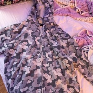 Bt21 chimmy zip up sweatshirt